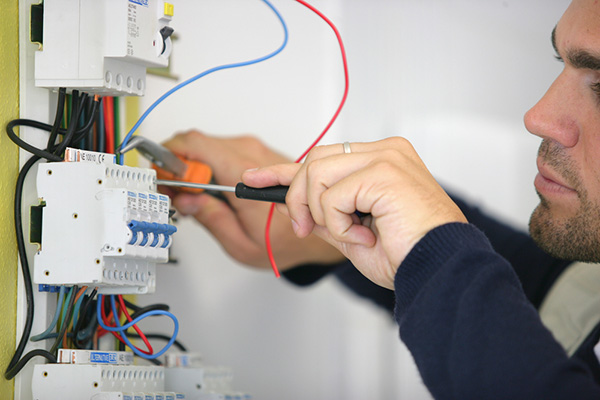 Electrician 03